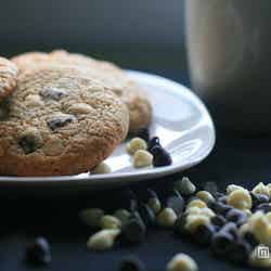 ナッツやチョコ、レーズンなどがぎっしり詰まっている