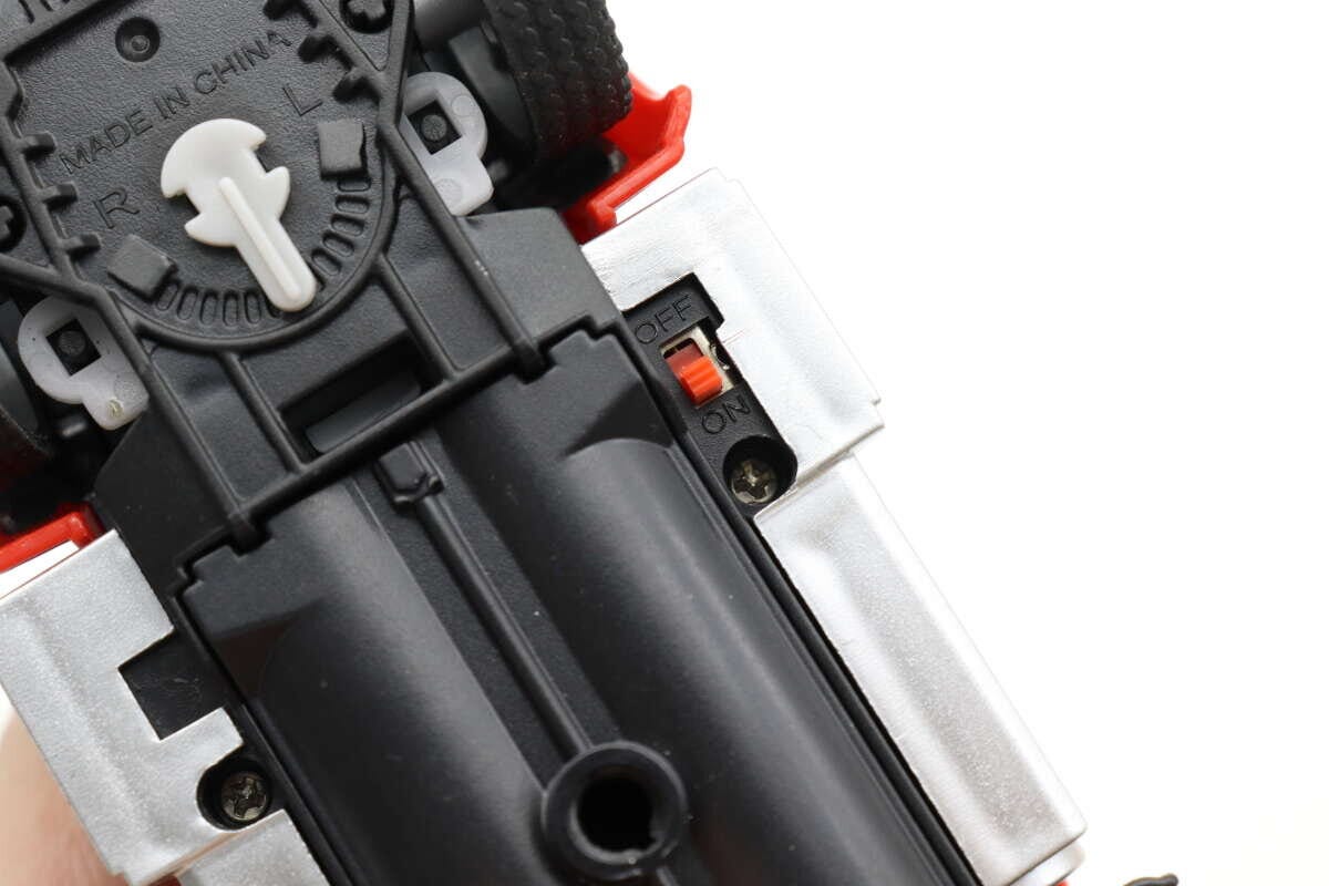 ラジオコントロール働く車（3）　電源