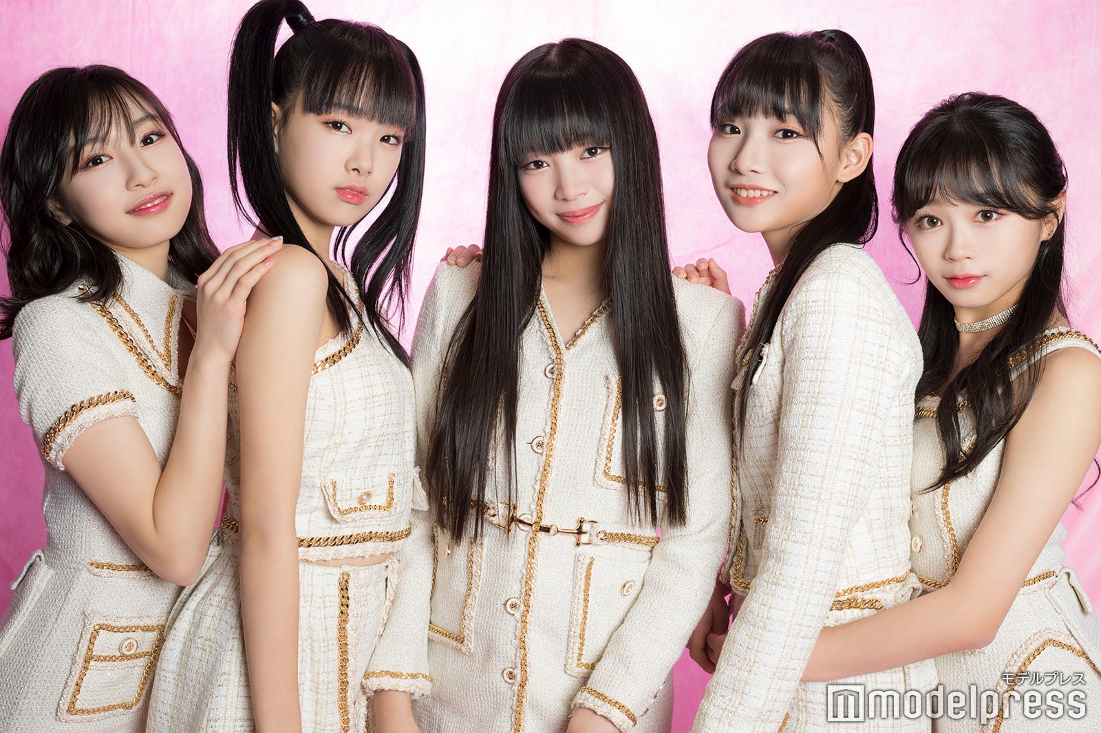 PRIKIL（左からRINKO、UTA、NANA、RIN、YUKINO）（C）モデルプレス