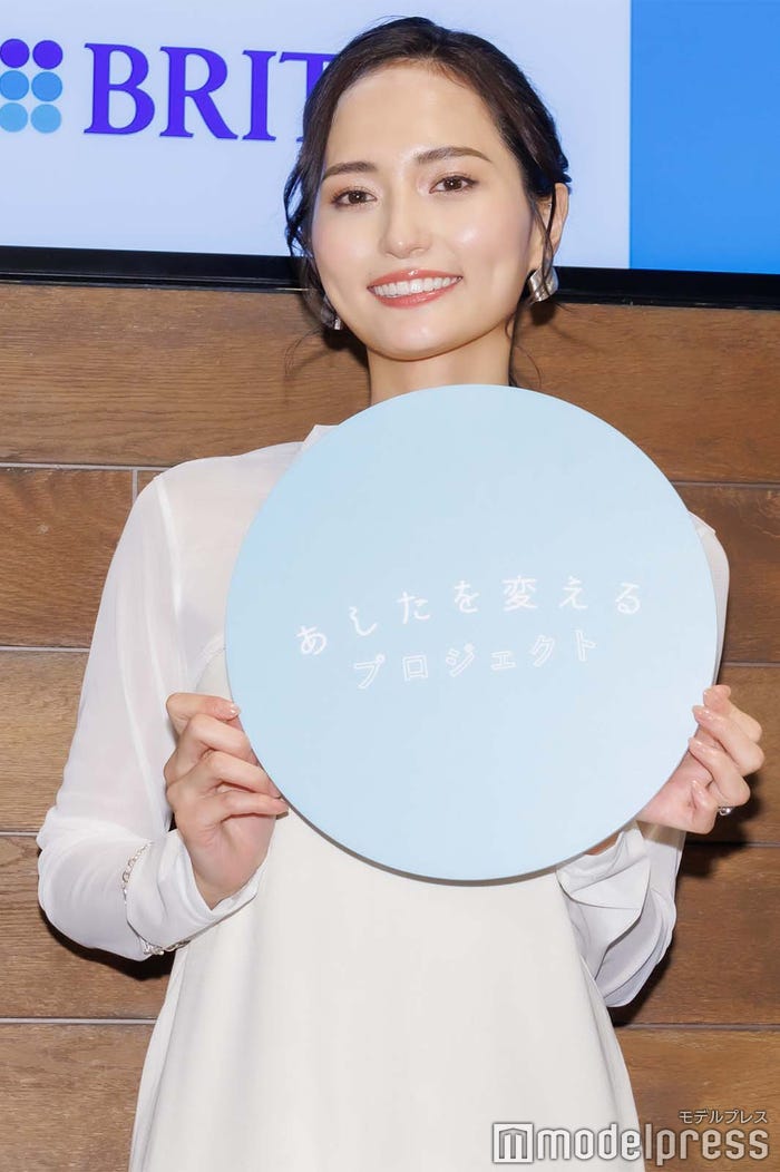 山賀琴子(C)モデルプレス