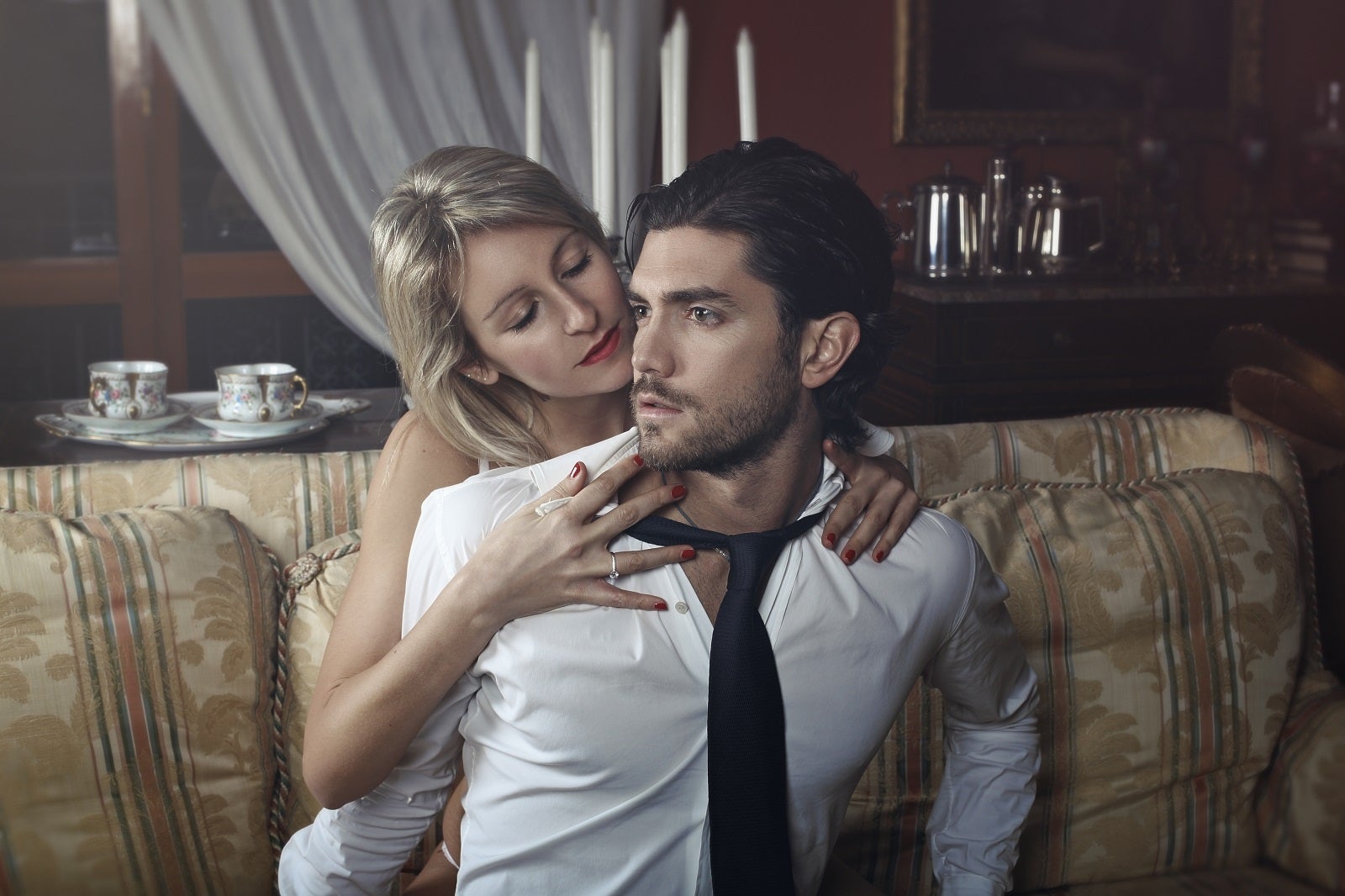 特別な夜は、やっぱりロマンチックなキスがしたい！（photo by captblack76／Fotolia）