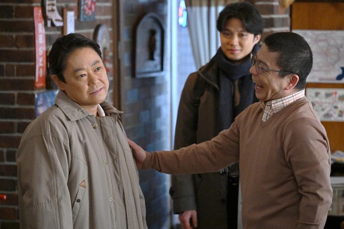 阿部サダヲ、磯村勇斗、三宅弘城「不適切にもほどがある!」第4話より(C)TBS