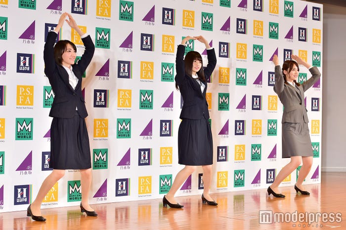 「燃焼体操」を生披露(C)モデルプレス