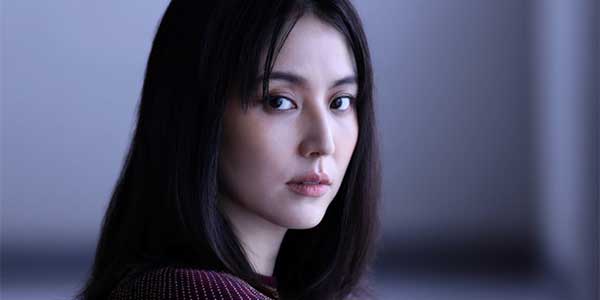 長澤まさみ、デビュー20周年を記念した9年ぶり写真集決定 - モデルプレス