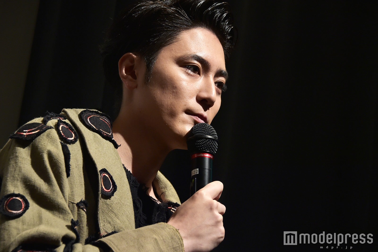 ファンの質問に耳を傾ける間宮祥太朗（C）モデルプレス