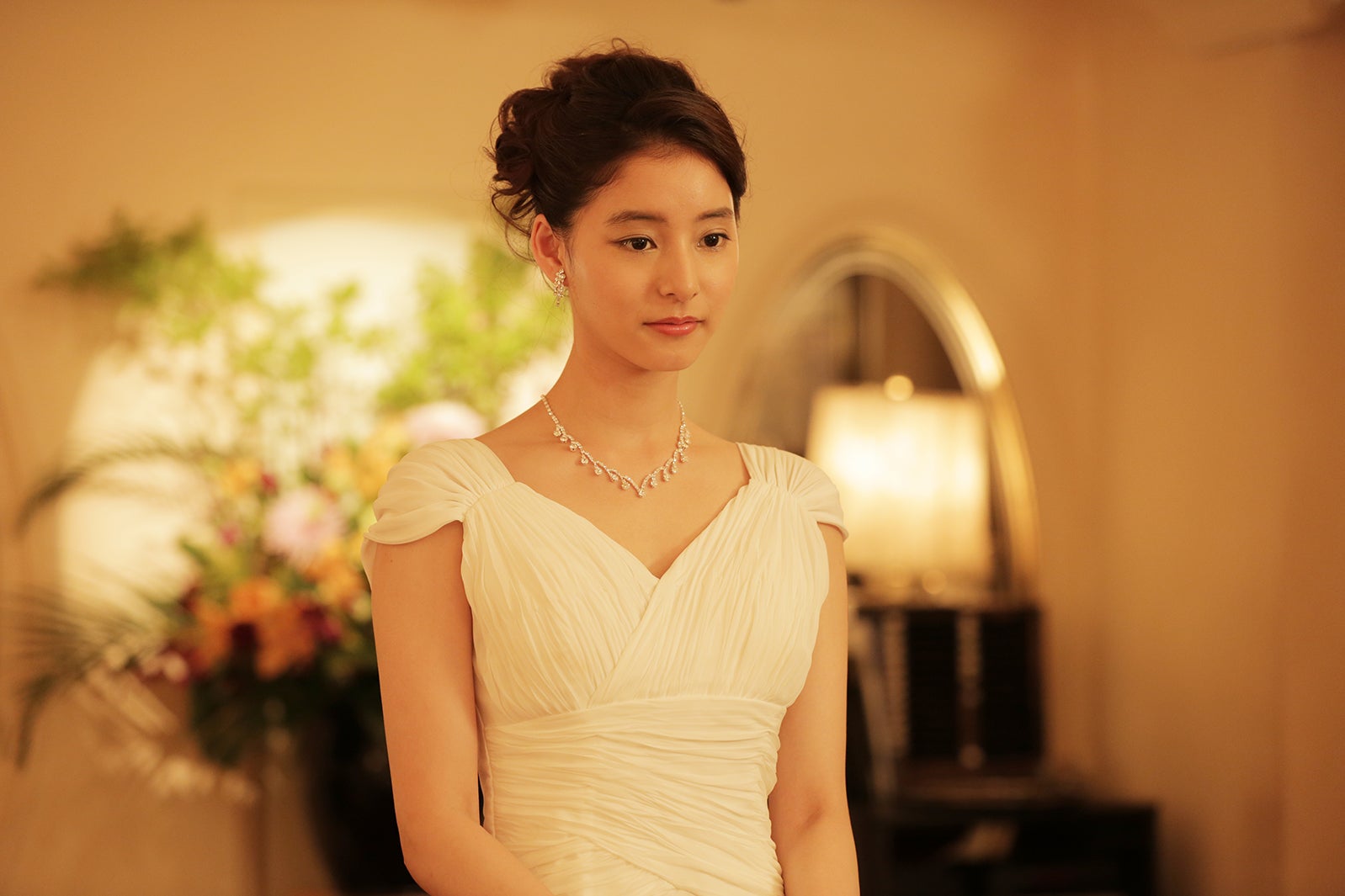 新木優子（C）中村文則／講談社　（C）2017「悪と仮面のルール」製作委員会