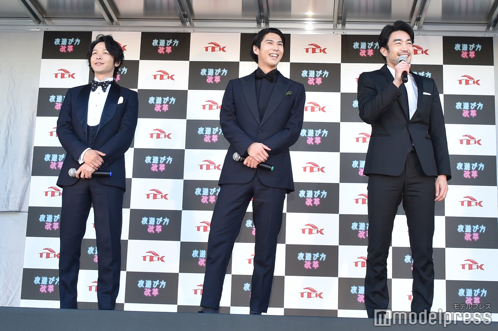 中村倫也、賀来賢人、大谷亮平 （C）モデルプレス