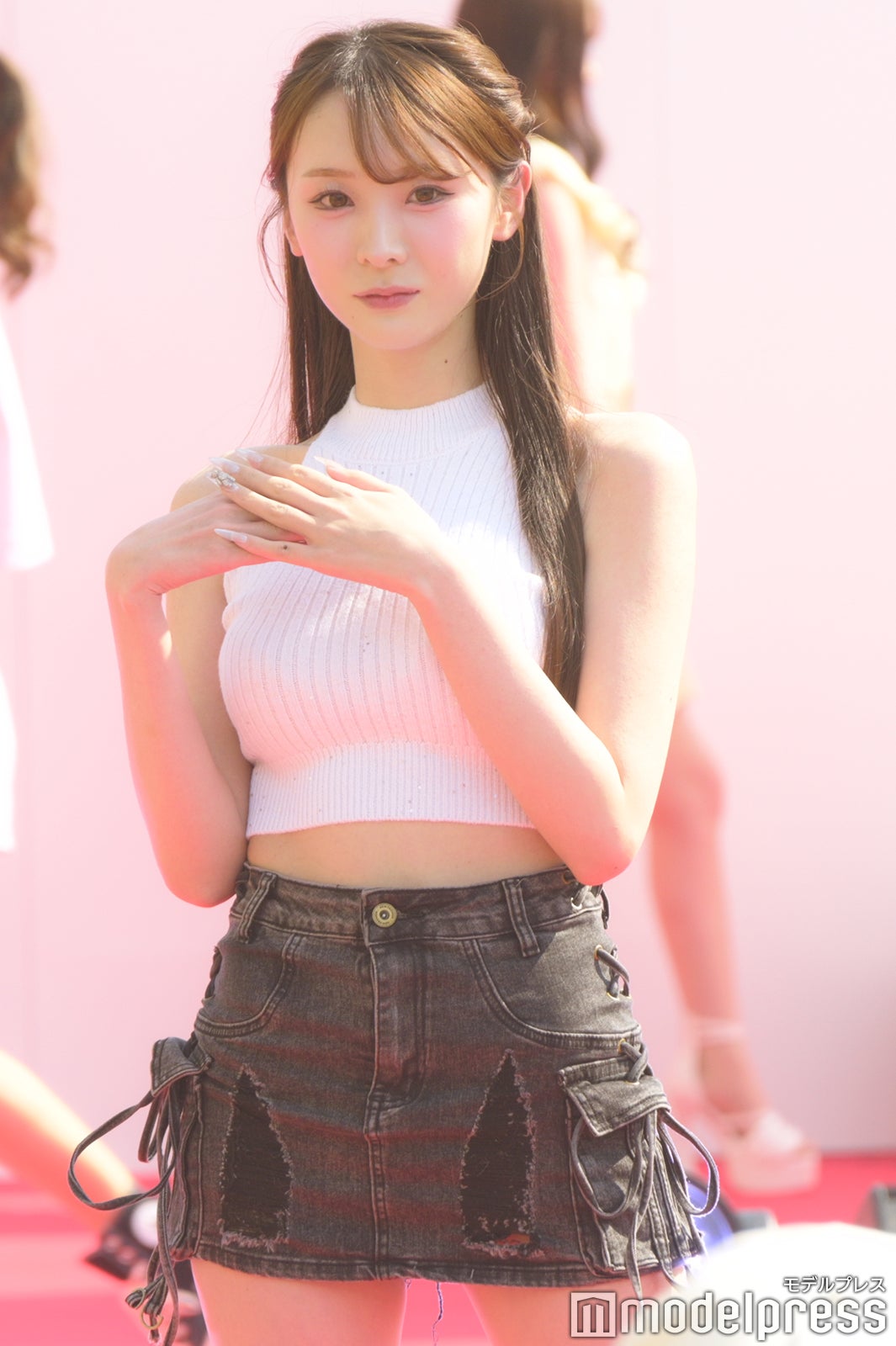 （C）モデルプレス