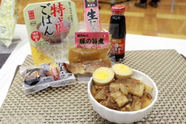 ローソン100おせち