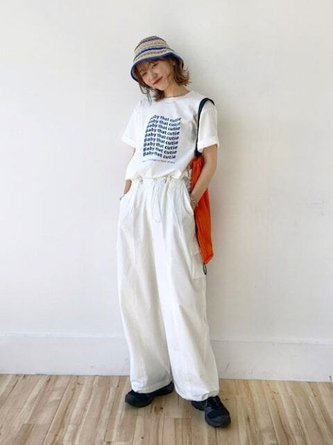 パンツ　コーデ　夏