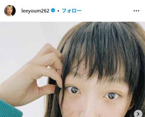 「イカゲーム」出演女優、ドレスアップ姿で圧巻美脚披露「美しすぎる」「ギャップすごい」