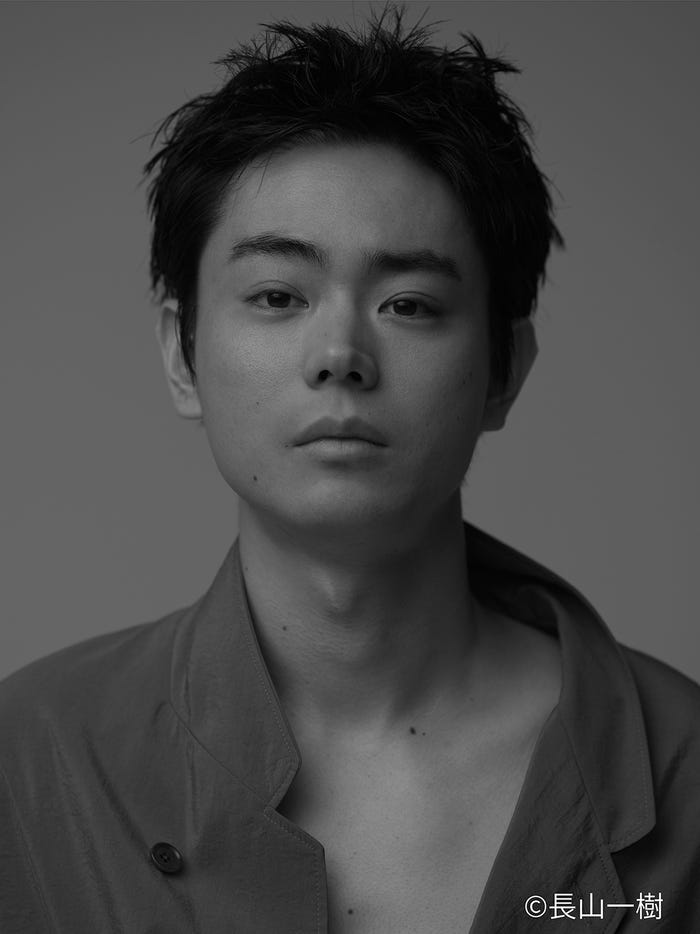 菅田将暉(C)⻘⼭真治/講談社・2027『死の⾕’95』製作委員会