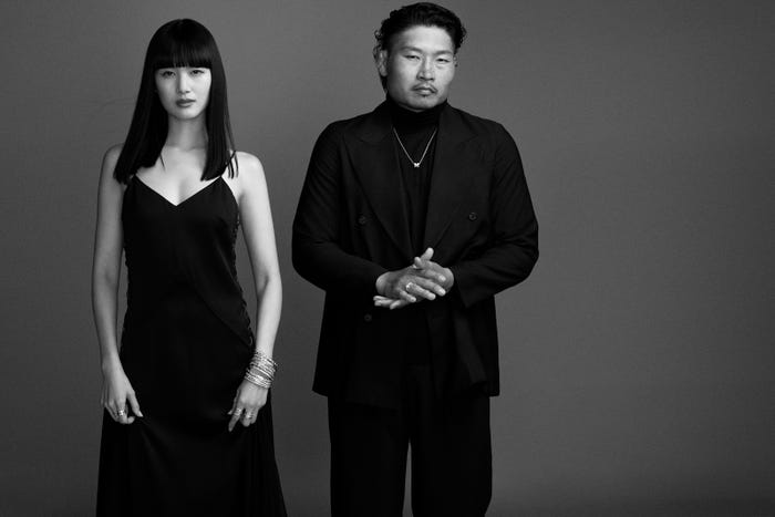 新井貴子、稲垣啓太選手(提供写真)