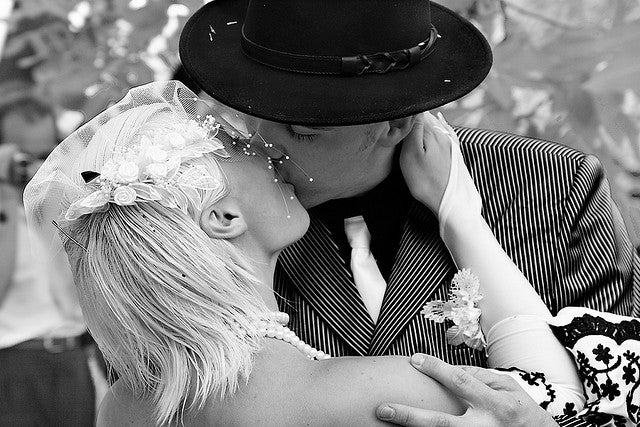 旅先でラブ度をアゲよう／Photo　by Wineblat Eugene - Portraits.