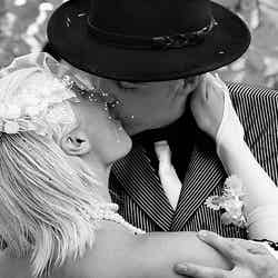 旅先でラブ度をアゲよう/Photo by Wineblat Eugene - Portraits.