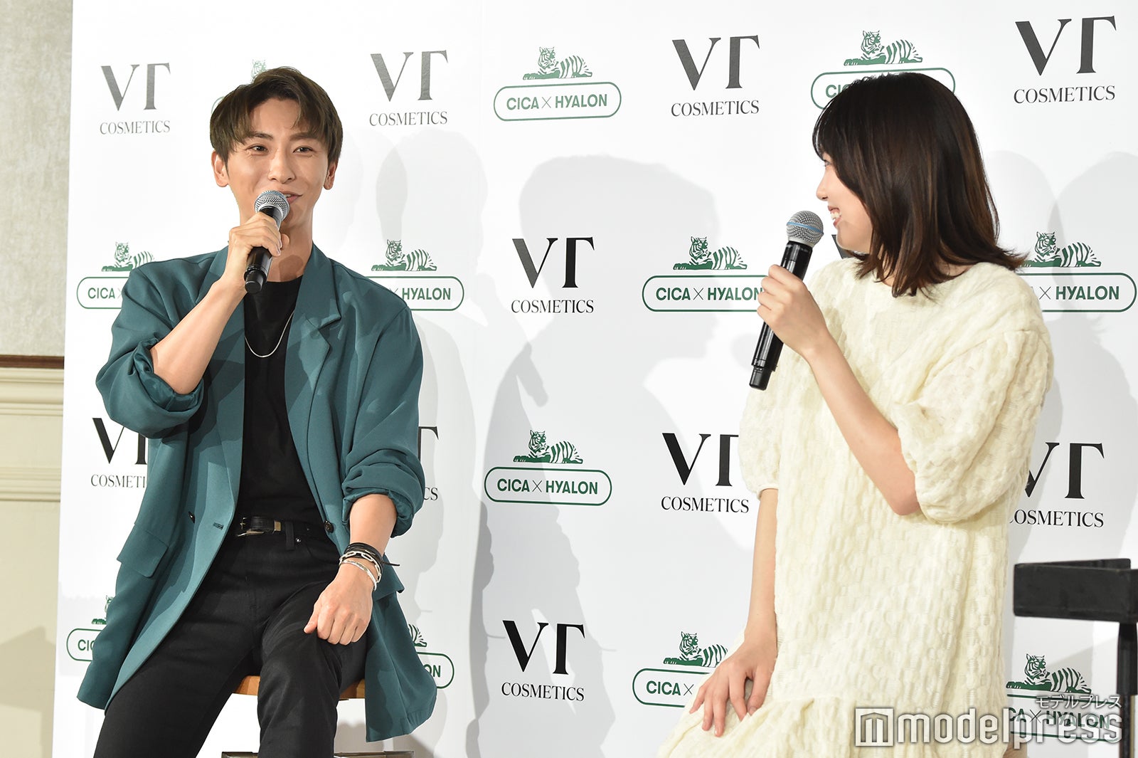 與真司郎、飯豊まりえ （C）モデルプレス