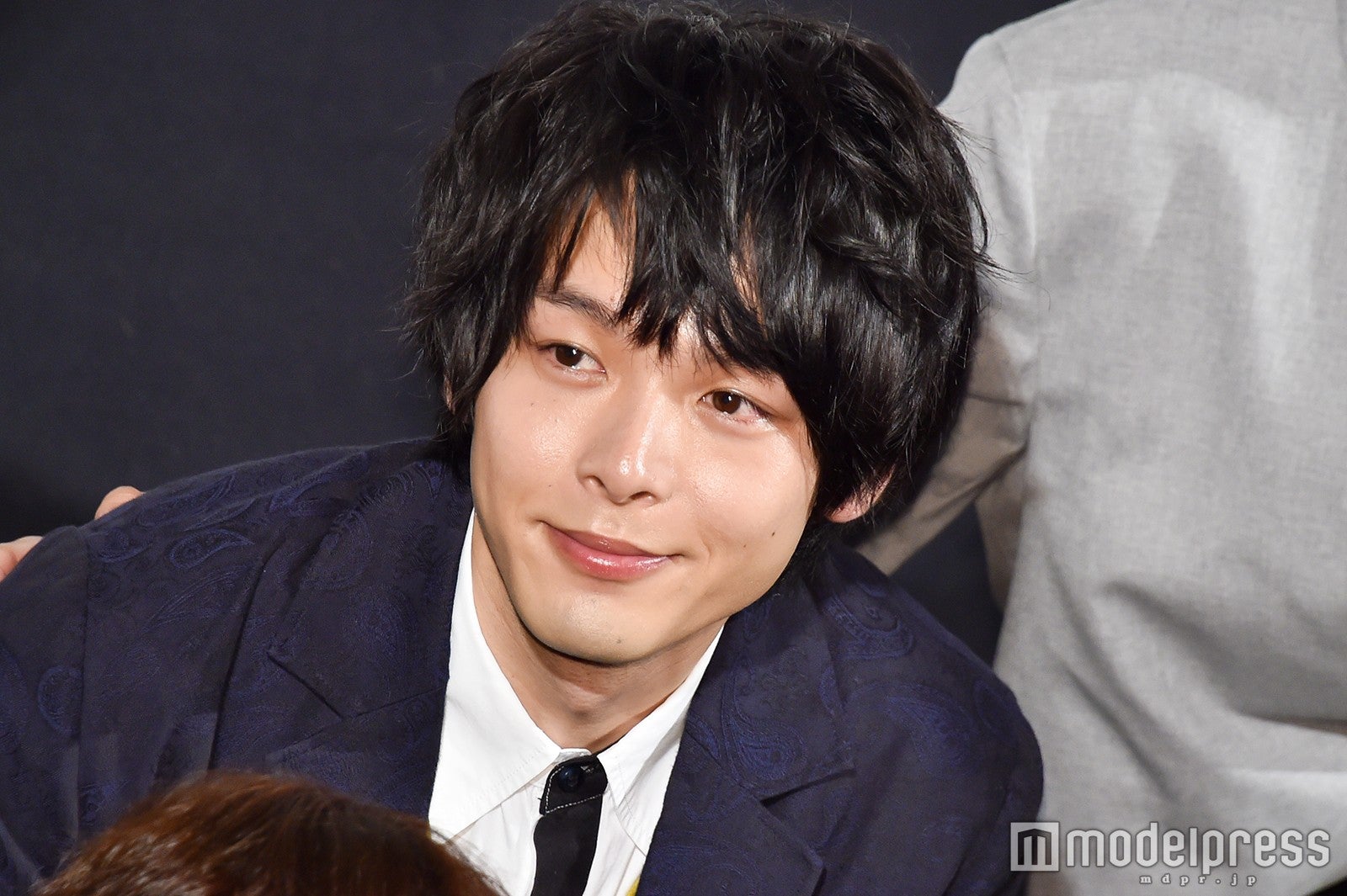 中村倫也 半分 青い 初登場 一文節ずつしか喋らない ゆるふわイケメン これはモテる 朝から眼福 視聴者のハートを鷲掴み モデルプレス