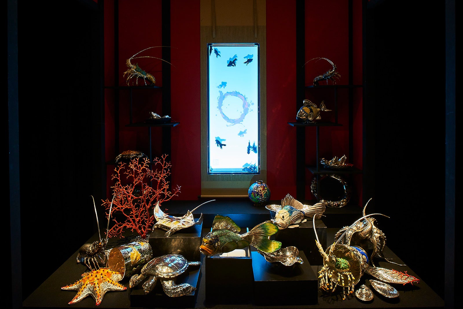 床掛け金魚飾／画像提供：アートアクアリウム