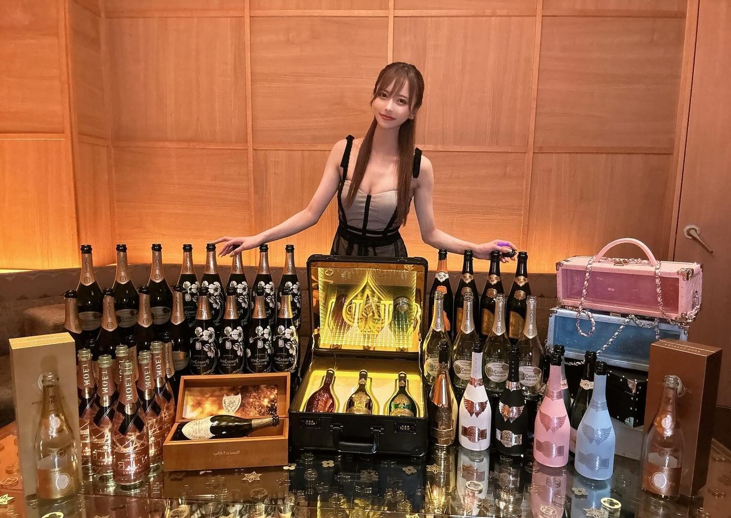 「華灯」あすかInstagramより