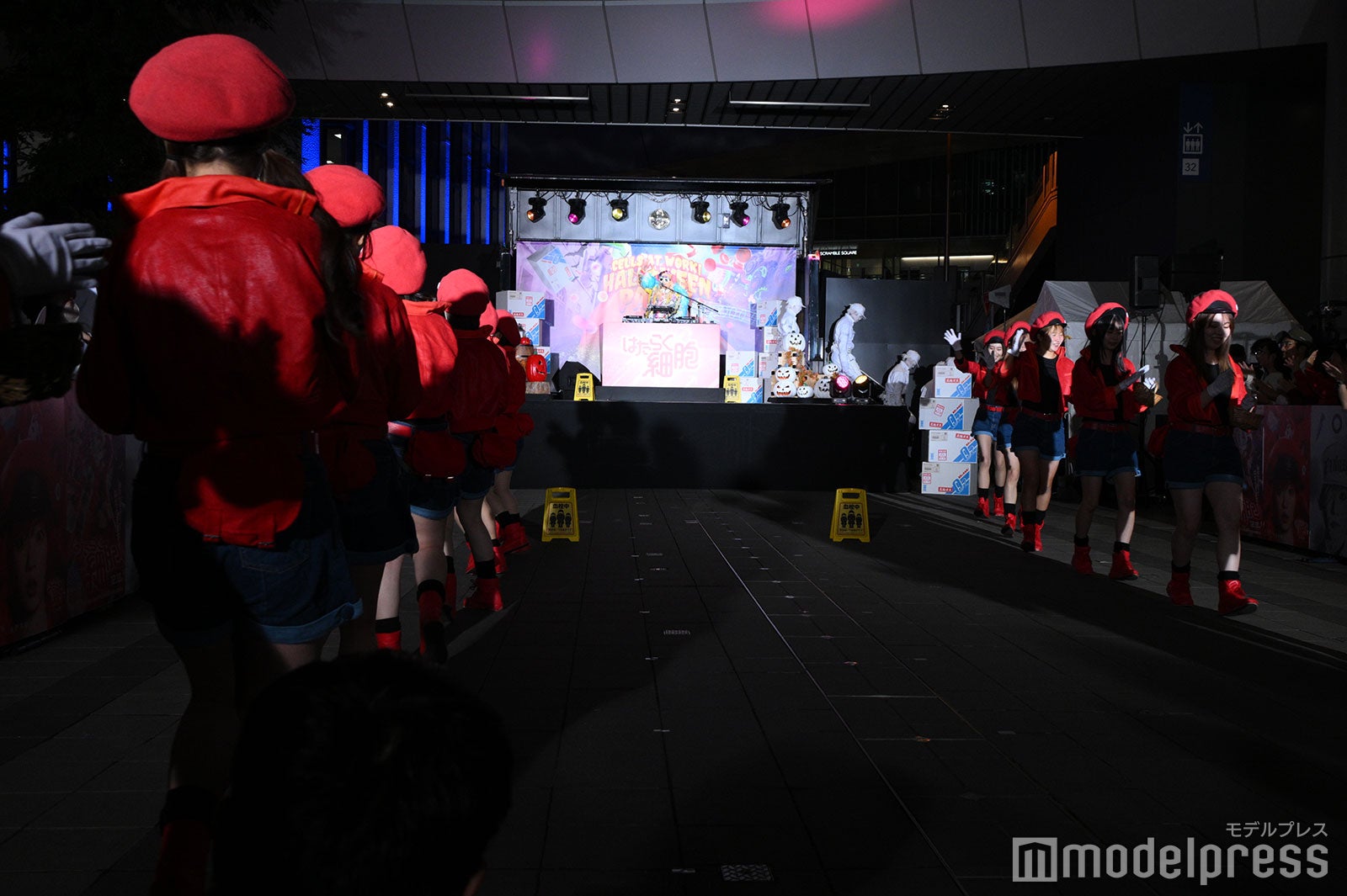 ハロウィンパーティーの様子（C）モデルプレス