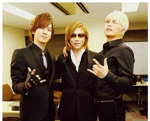 X JAPAN・YOSHIKI、GACKT&DAIGOとの豪華3ショットが話題