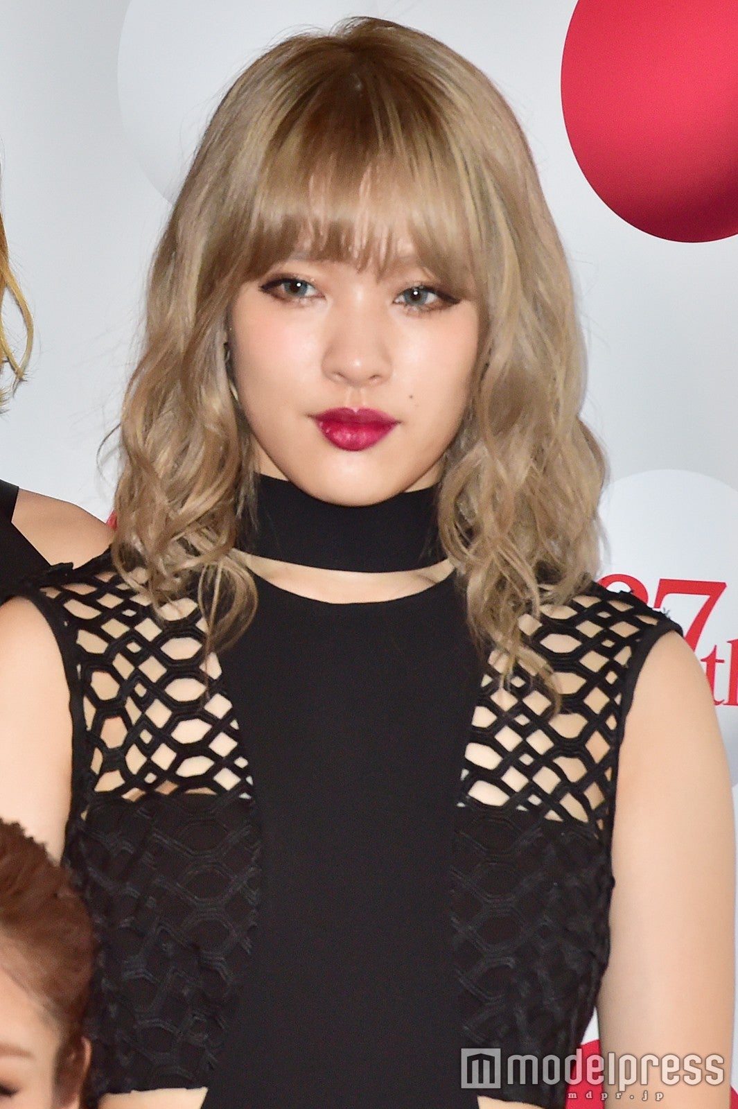 E-girls （C）モデルプレス