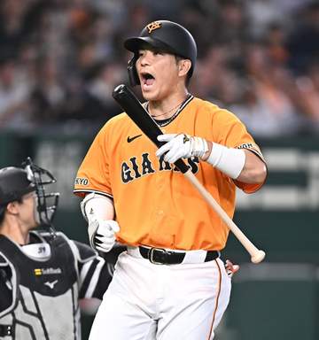 巨人打線が三回に爆発 打者11人の猛攻で一挙5点 投手の戸郷も右前タイムリー