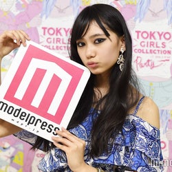 回鍋肉を食べるCMで話題の美女・黒崎レイナ、初出演「TGC」ステージ後を直撃!反響も語る「恥ずかしい」