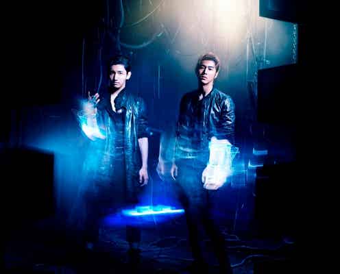 東方神起、新作ジャケット解禁 本人コメント到着