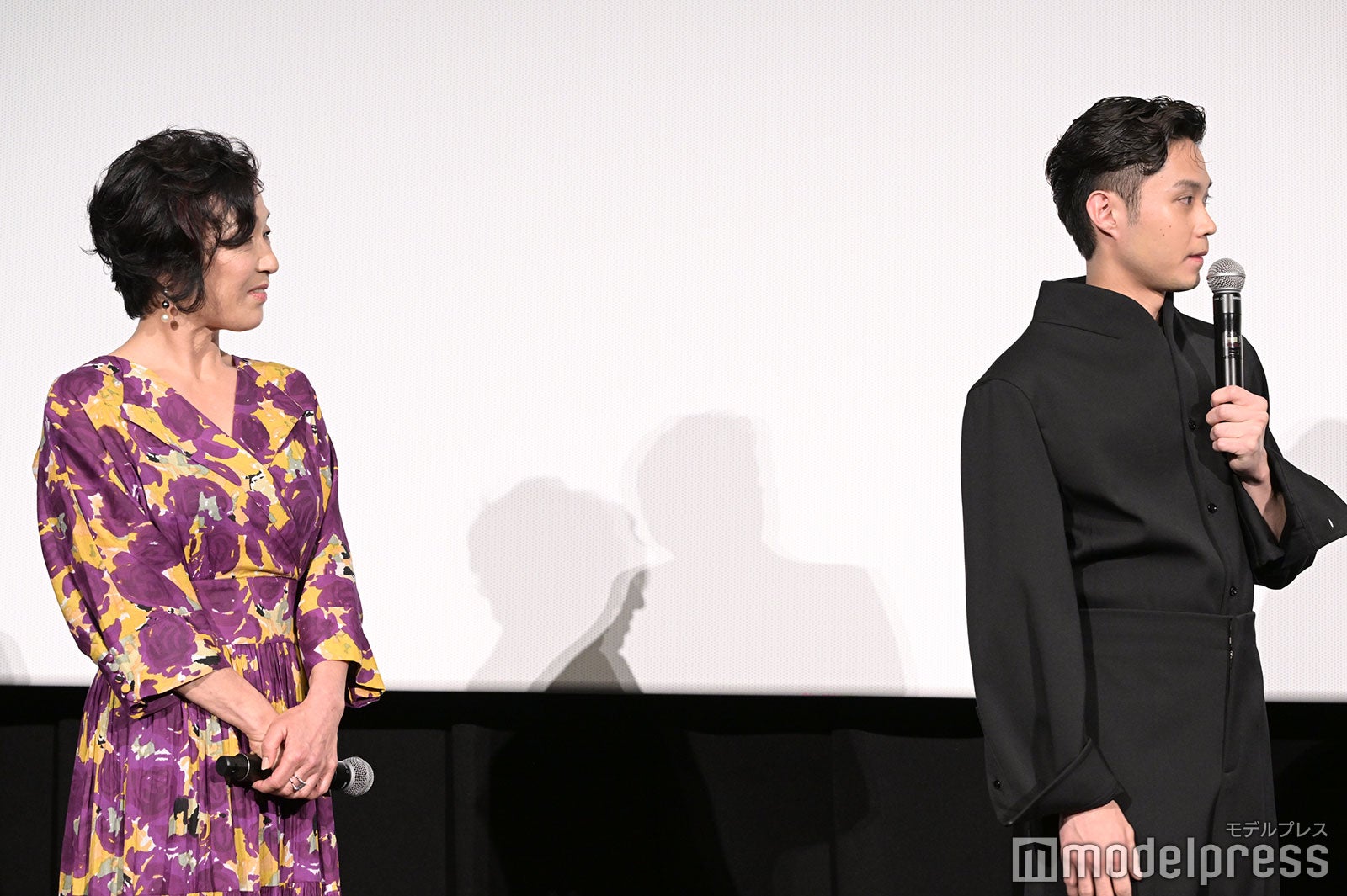 キムラ緑子、磯村勇斗（C）モデルプレス