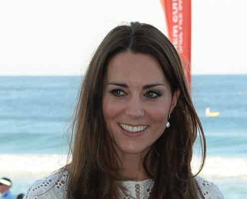 英キャサリン妃、ウィリアム王子にカツラジョーク