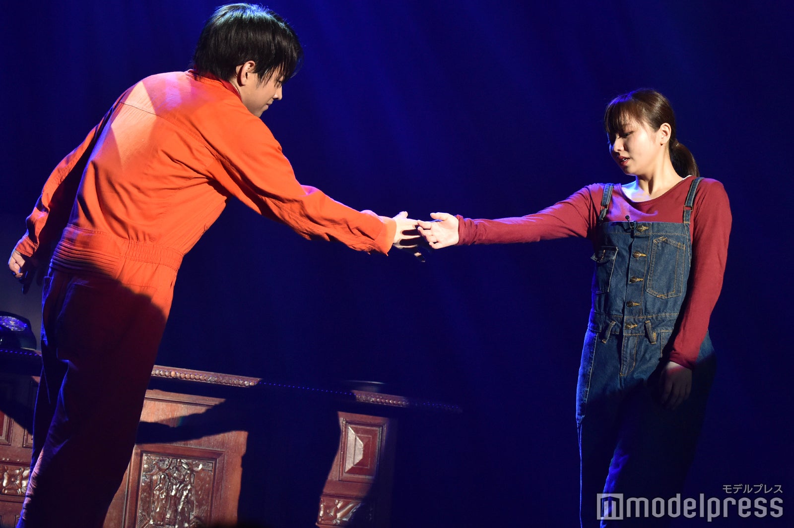 佐藤友祐、今泉佑唯／ゲネプロの様子 （C）モデルプレス