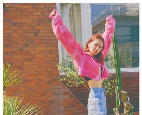 山本舞香、ウエストの細さに注目集まる「圧巻のスタイル」「まさに理想」