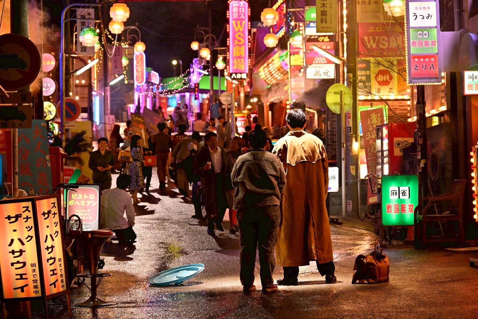 菅田将暉ら「もしもこの世が舞台なら、楽屋はどこにあるのだろう」（C）フジテレビ