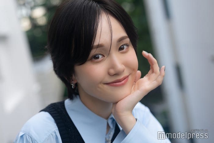 尾碕真花(C)モデルプレス