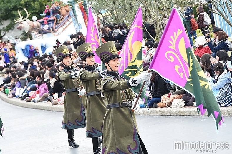 「フローズンファンタジーパレード」（C）モデルプレス