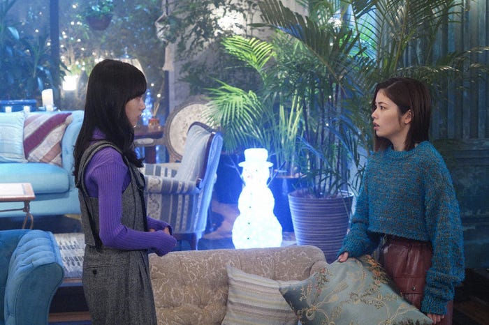 清原果耶、小芝風花 「invert 城塚翡翠 倒叙集」最終話より(C)日本テレビ