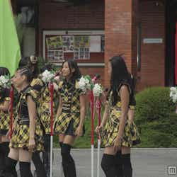JKT48(ミュージックビデオ「Heavy Rotation」メイキングカット)
