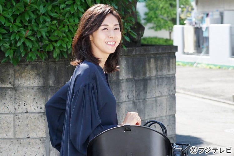 松嶋菜々子の 全力 が美しい 働く女性の共感ポイント満載 営業部長 吉良奈津子 第1話レビュー モデルプレス 松嶋菜々子の 全力 が美しい 働く女性の共感ポイント満載 営業部長 吉良奈津子 第1話レビュー モデルプレス