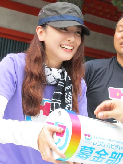 新垣結衣、京都を自転車で疾走！3000人が集結