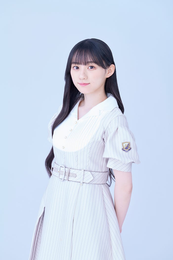<川崎桜(かわさき・さくら)プロフィール>2022年に乃木坂46の五期生オーディションに合格しグループに加入。同年12月発売の31stシングル「ここにはないもの」収録の五期生楽曲「17分間」で初センターに抜擢され、今年2月発売の32ndシングル「人は夢を二度見る」で初の選抜入りを果たした。NHKラジオ第1「らじらー!サンデー」奇数週MCを担当。10年のフィギュアスケート歴を活かし「全日本フィギュアスケート選手権2023」(12月21日開幕)スペシャルサポーターを務める。