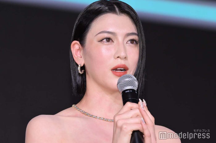 三吉彩花(C)モデルプレス