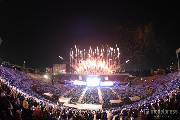 国立最後の音楽イベント、ラルク・Perfume・セカオワらが名曲熱唱 6万人の拍手喝采で幕を閉じる