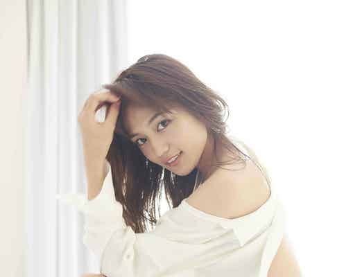 川口春奈、ランジェリー姿に大人の表情「今のわたしのありのまま」10周年企画発表