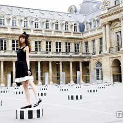 「桐谷美玲2013年カレンダーフォトBOOK『toi et moi』」撮影/伊藤大作(The VOICE)、¥1000(税込み)/(C)non‐no/集英社