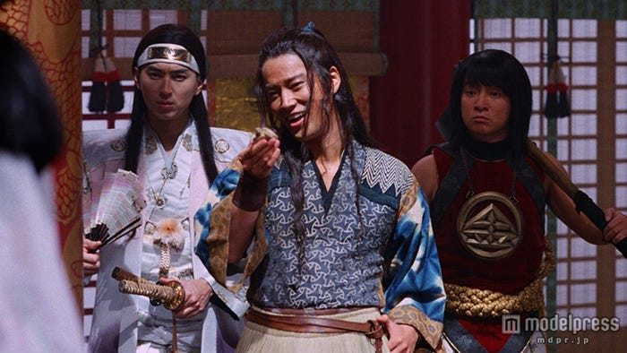 (左から)松田翔太、桐谷健太、濱田岳