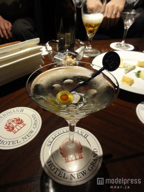 おつまみとともに本格カクテルを／photo by cobacco