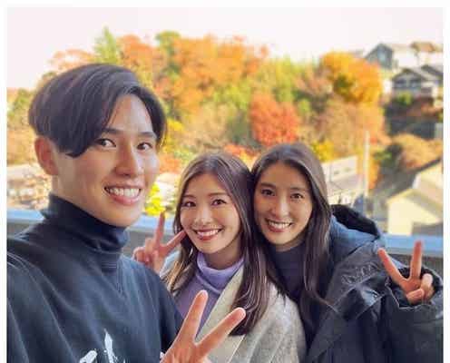 土屋太鳳、姉・炎伽&弟・神葉と“3姉弟ショット” 似ているパーツに注目集まる