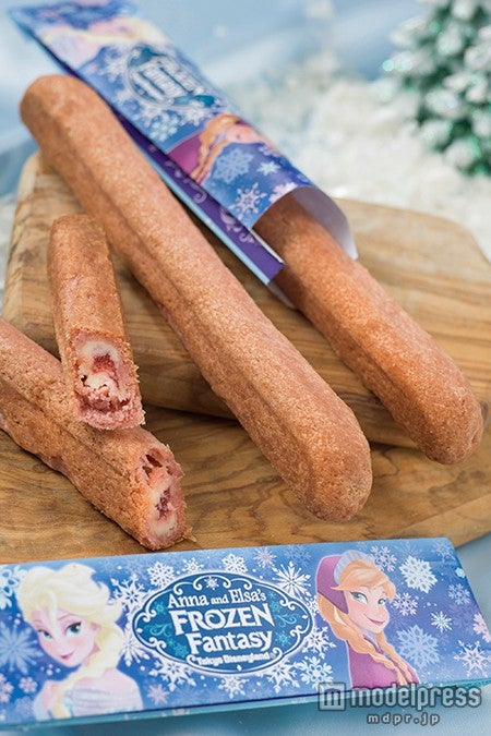 ティポトルタ（チーズクリーム＆ラズベリー）￥360（C）Disney