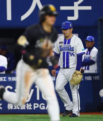 DeNA延長戦で散る 今ポストシーズン初黒星 八回に牧が起死回生の同点ソロも空砲